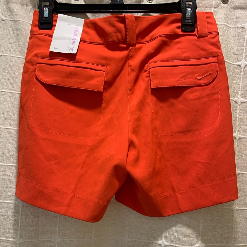 Ladies size‎ 2 Nike Golf Shorts Modern Rise NWT - Picture 2 of 5